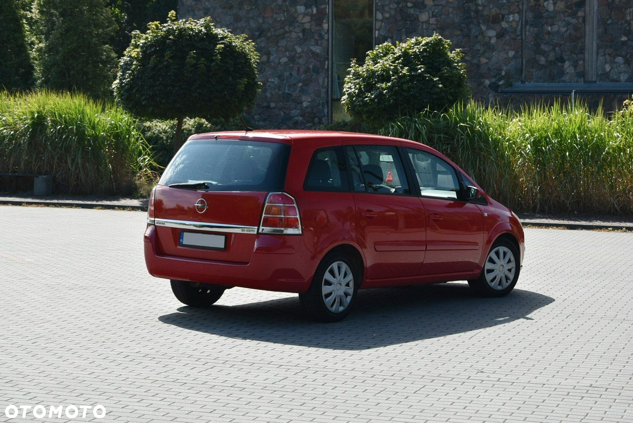 Opel Zafira - 4