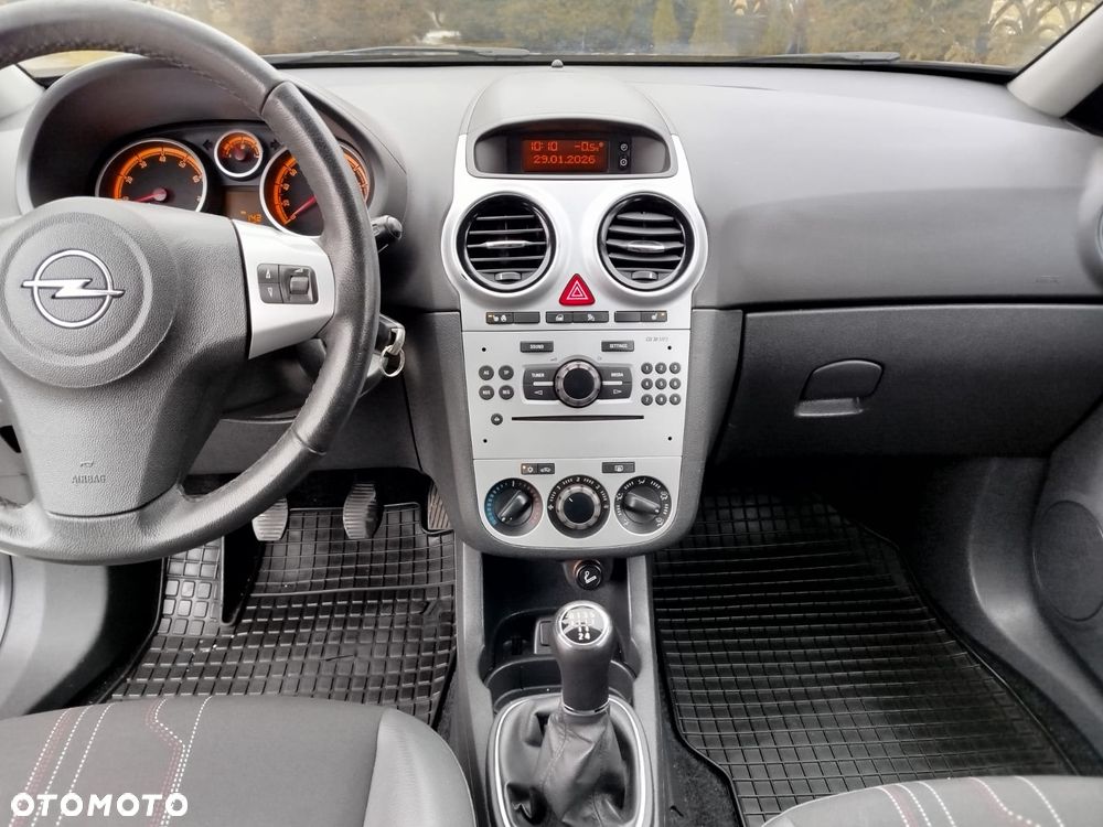 Opel Corsa 1.4 16V 150 Jahre - 27