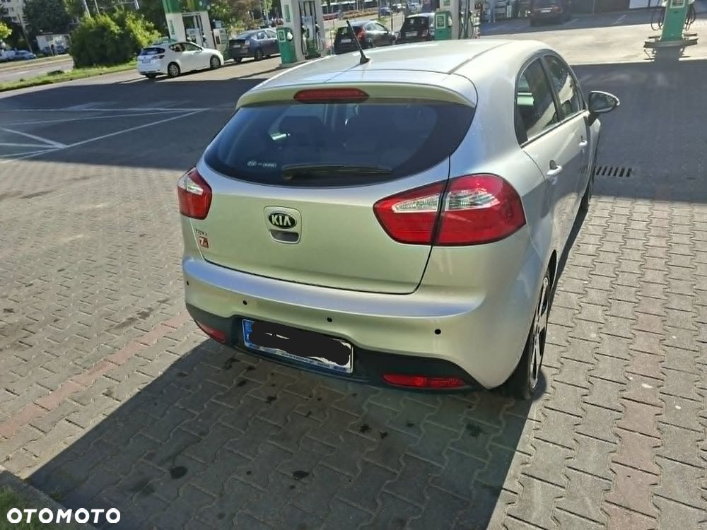 Kia Rio 1.2 XL - 3