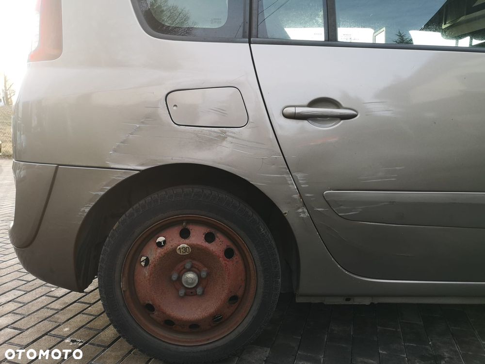 Renault Espace 2.0 dCi FAP Tech Run - 7