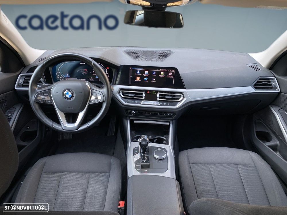BMW 330 e Auto - 5