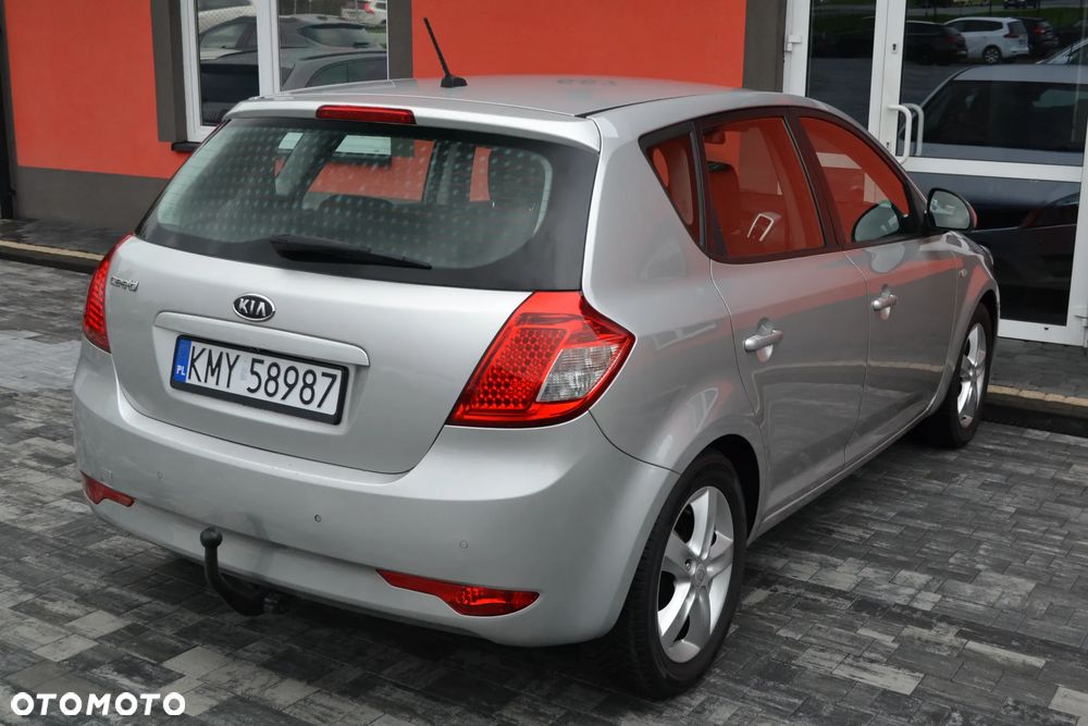 Kia Ceed 1.4 CVVT Edition 7 - 4