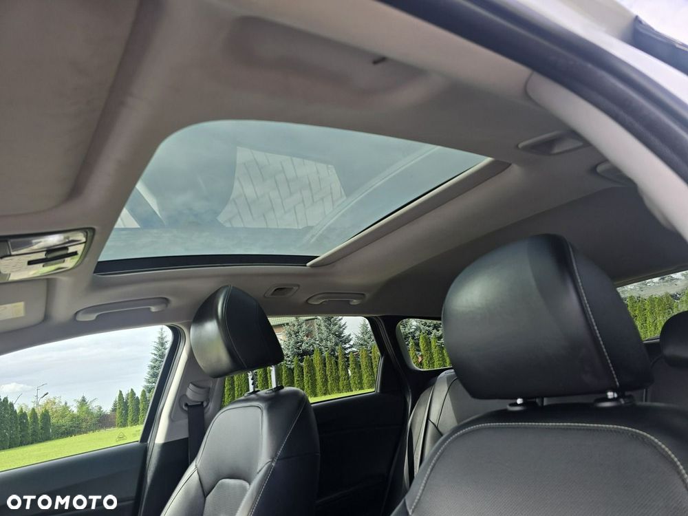 Kia Ceed - 27