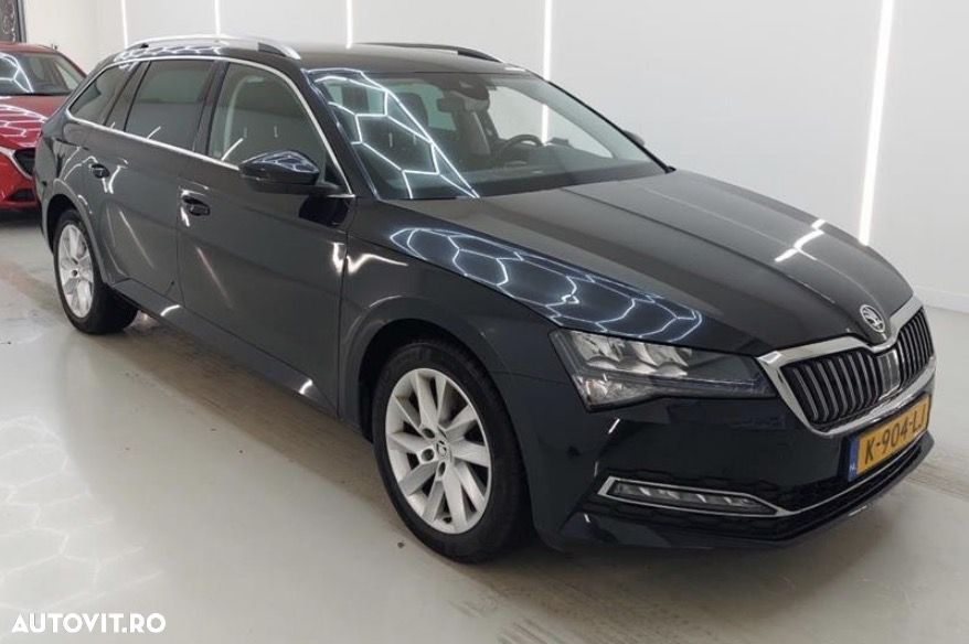 Skoda Superb 1.5 TSI ACT DSG Ambition - 8