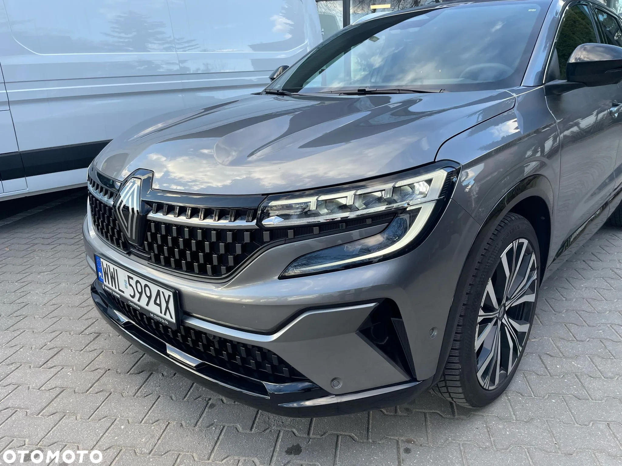 Renault Austral 1.2 E-Tech Full Hybrid 200 Iconic MMT - 2