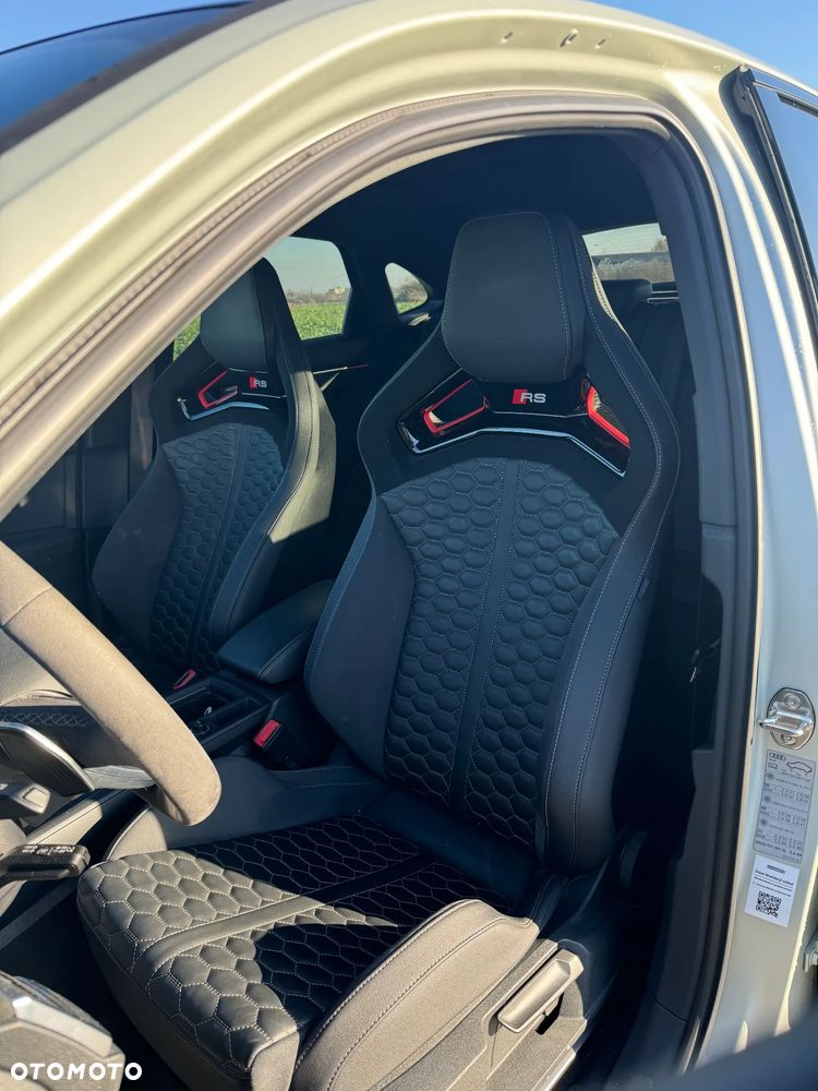 Audi RS Q3 - 5