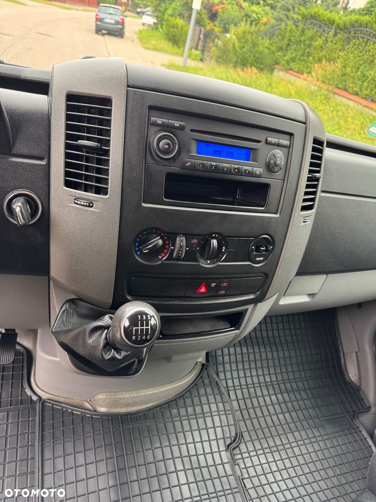 Volkswagen Crafter - 27