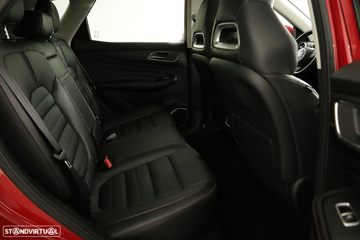 MG EHS 1.5 T-GDI Plug-in Hybrid Luxury - 25