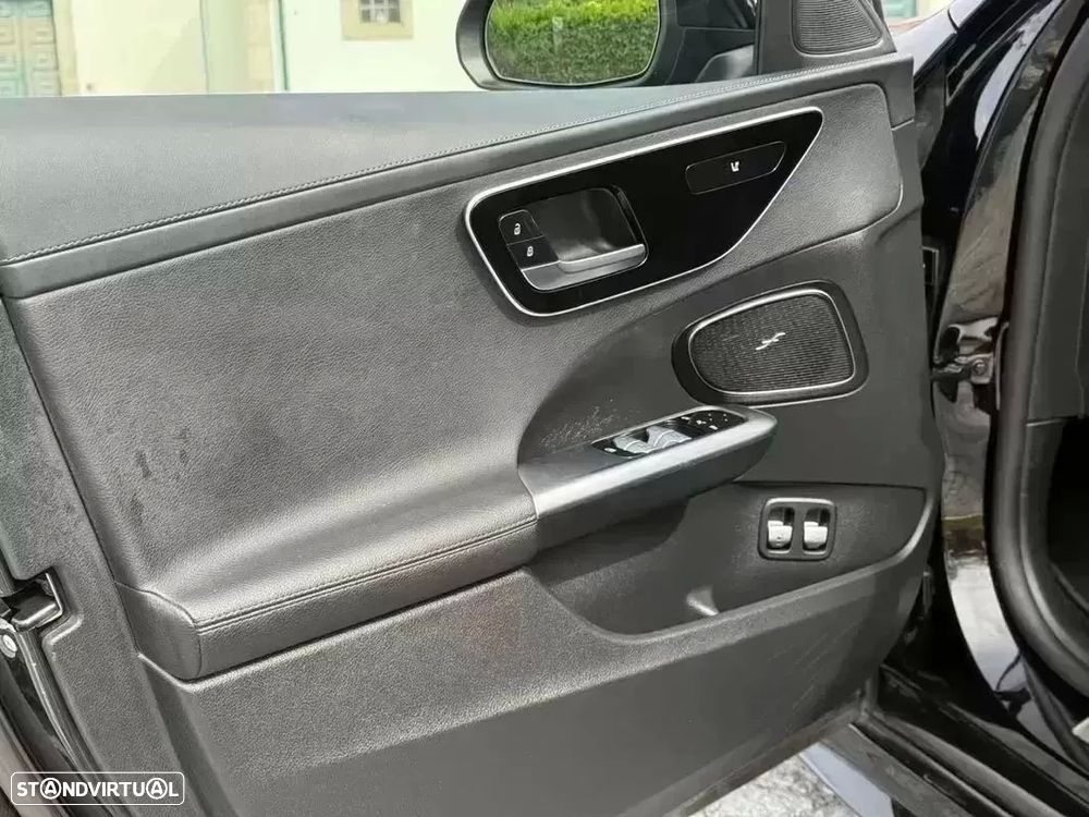 Mercedes-Benz C 300 e AMG Line - 10