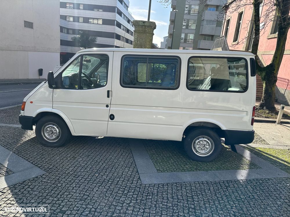 Ford Transit Tourneo 2.5 D LX Longa - 3