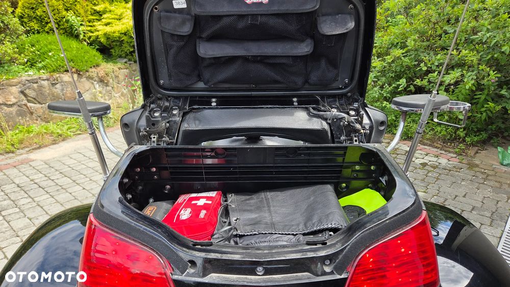 Honda GL - 9