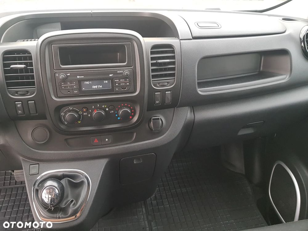 Opel VIVARO LONG - 27