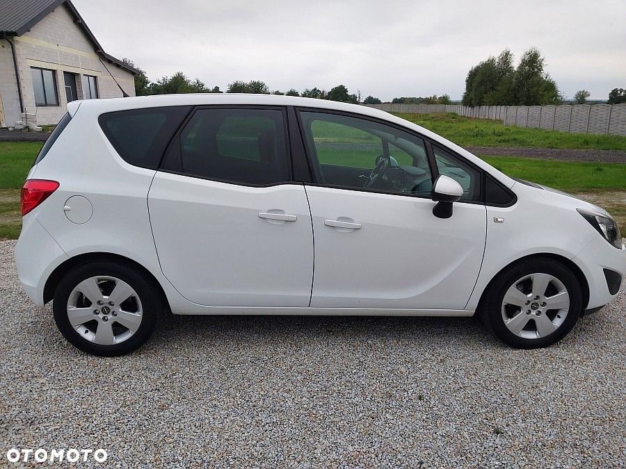 Opel Meriva - 10