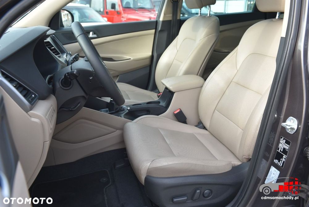 Hyundai Tucson - 16