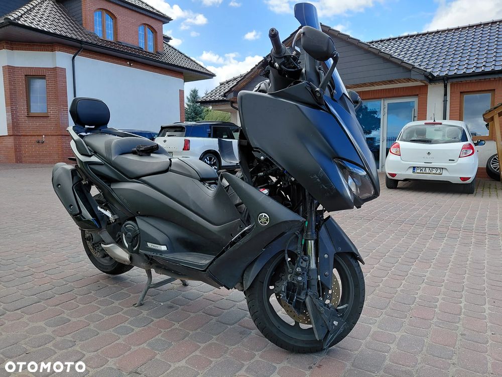 Yamaha Tmax - 6