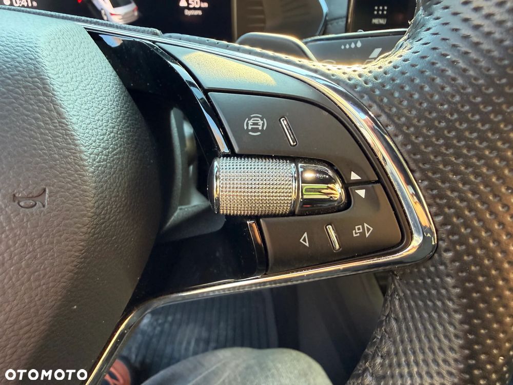 Skoda Octavia ver-1-5-tsi-e--tec-style-dsg - 18