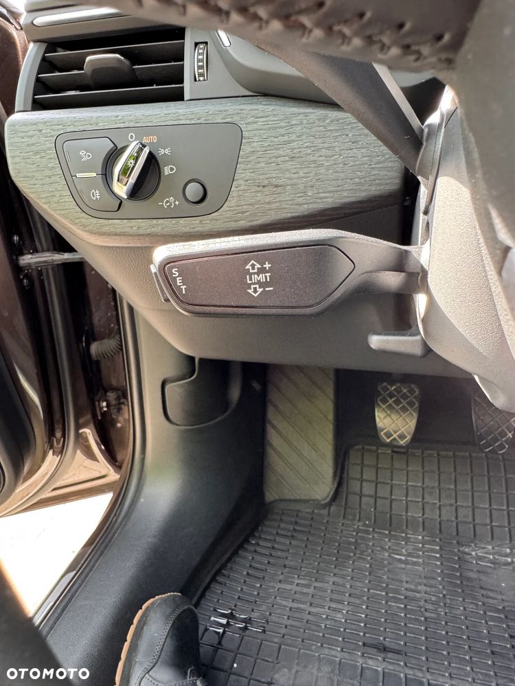Audi A4 Avant 2.0 TDI DPF Ambiente - 13