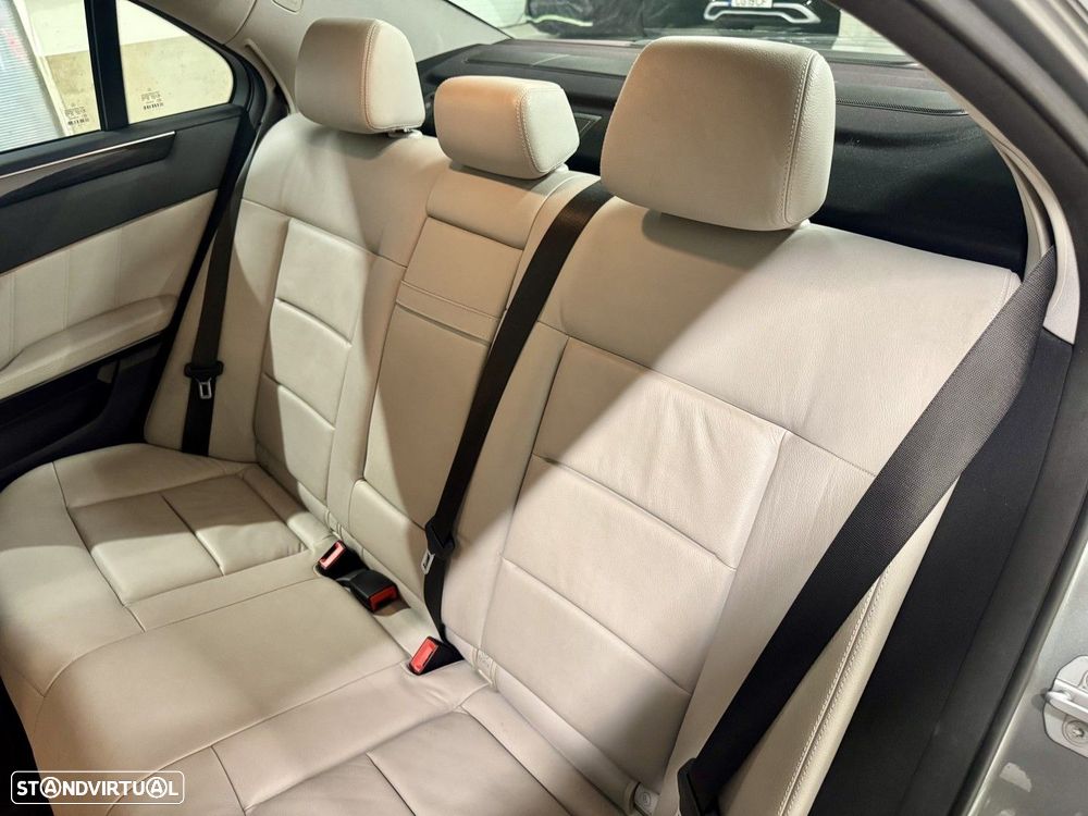 Mercedes-Benz E 250 BlueTEC Avantgarde Auto - 26