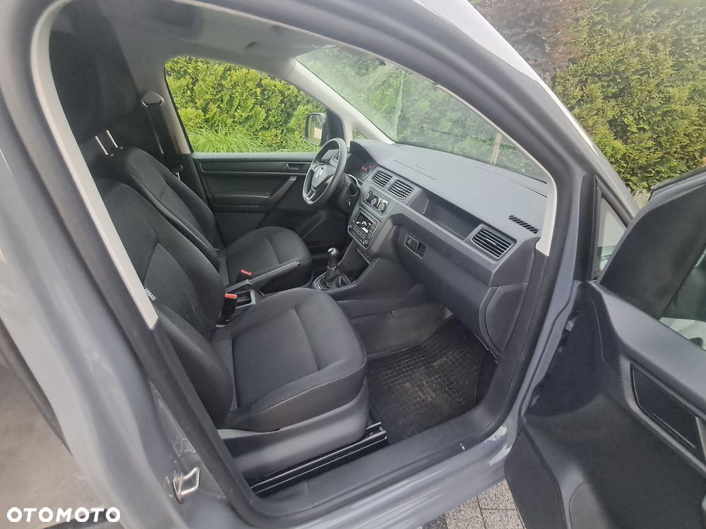 Volkswagen Caddy Max - 10