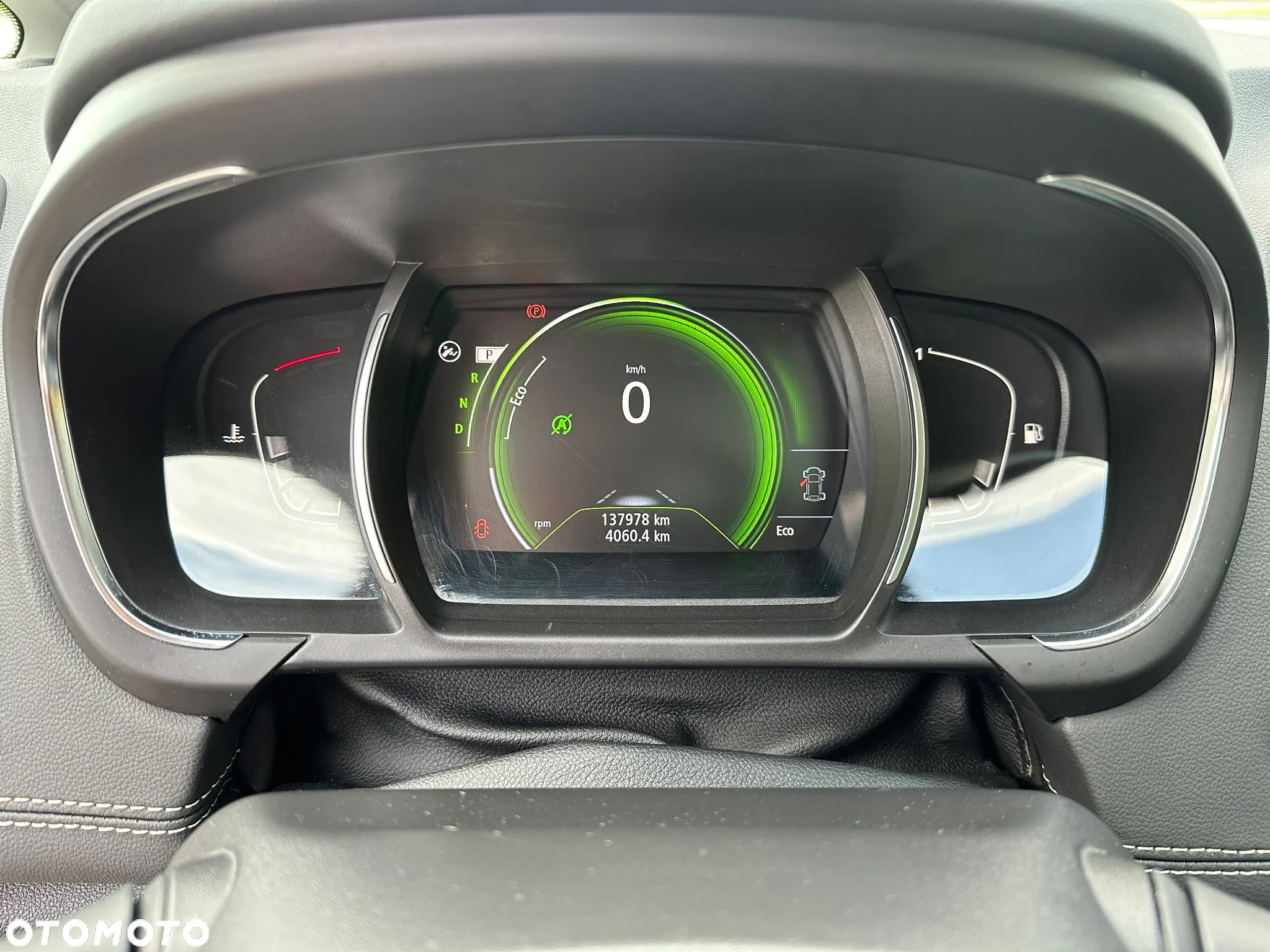 Renault Scenic 1.6 dCi Bose EDC - 36