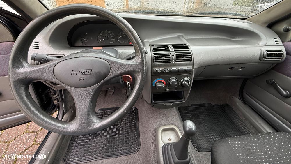 Fiat Punto 1.1i - 13
