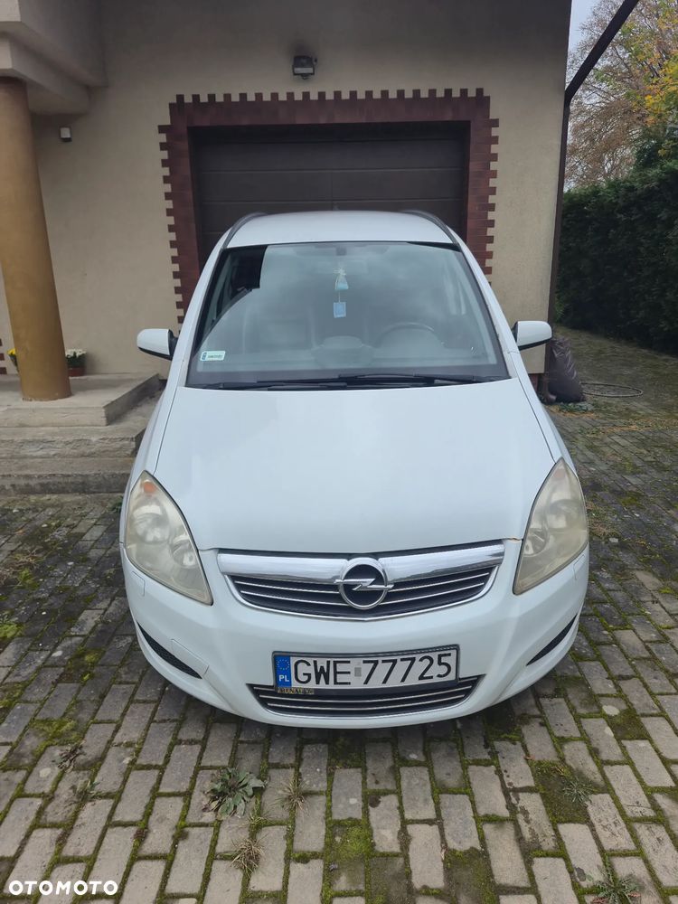 Opel Zafira 1.9 CDTI 111 - 1