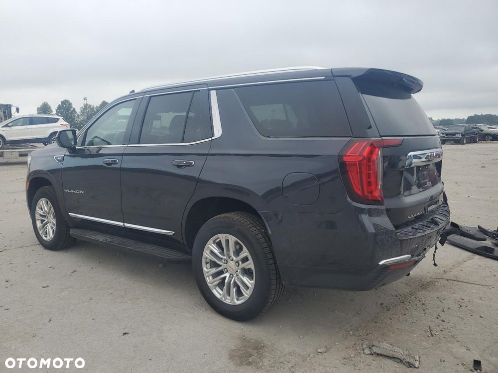 GMC Yukon - 3
