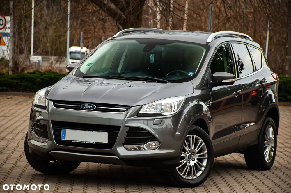 Ford Kuga 2.0 TDCi Individual - 1