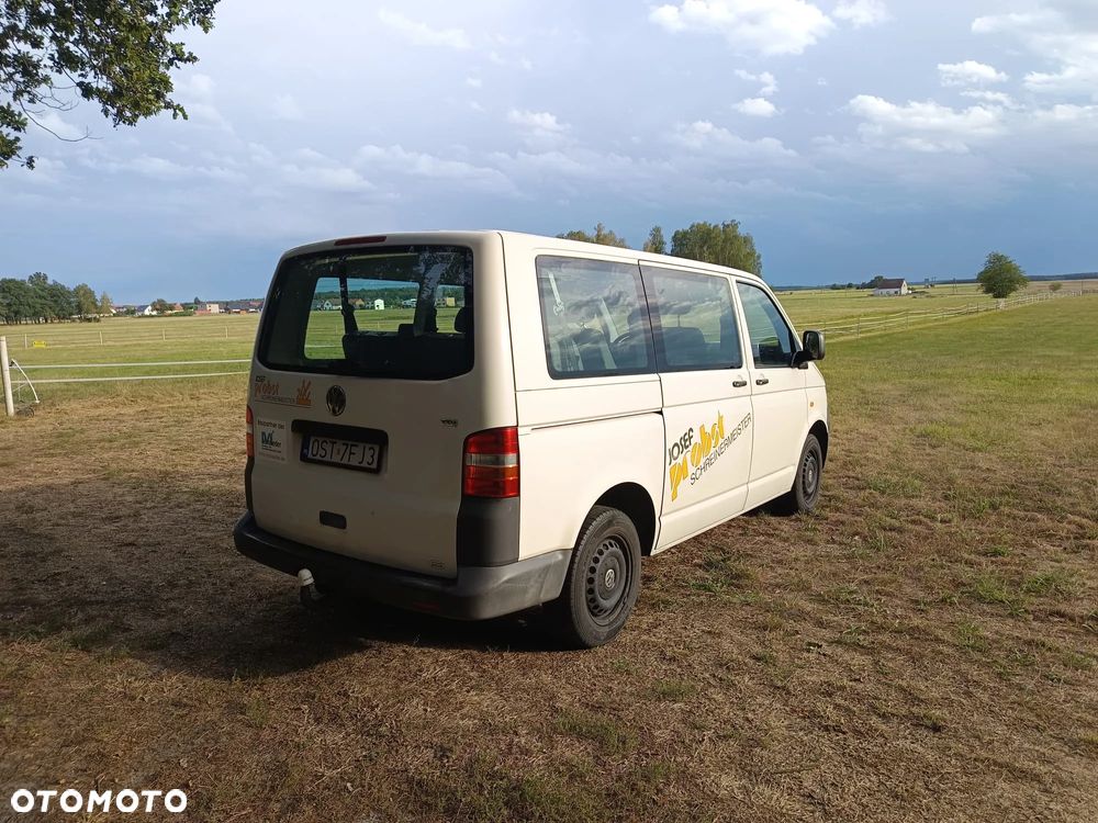 Volkswagen Transporter - 4