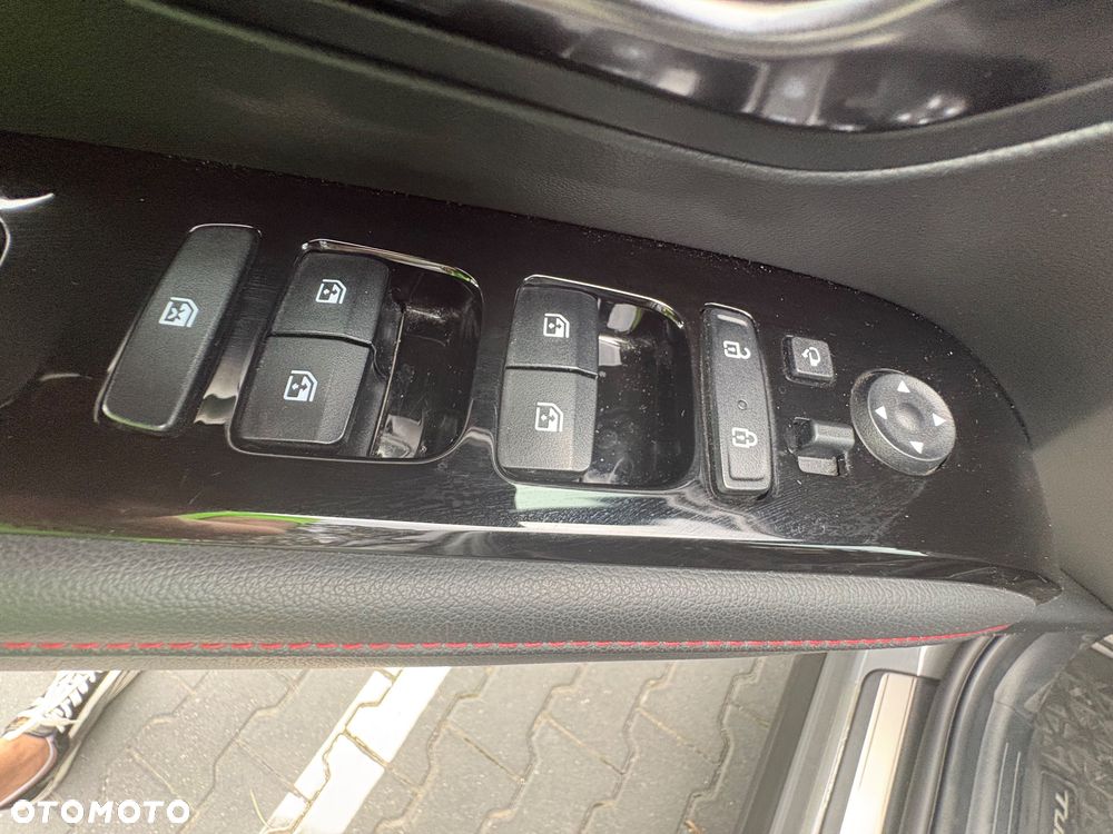 Hyundai Tucson 1.6 T-GDi HEV N Line 2WD - 18