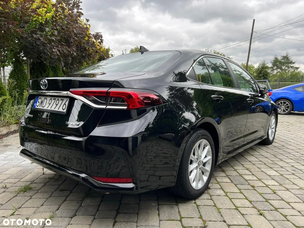 Toyota Corolla - 11