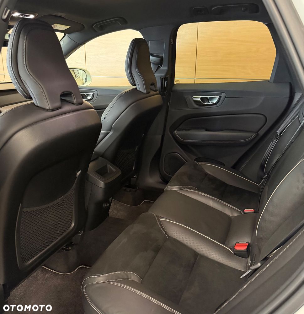 Volvo XC 60 T5 GPF R-Design - 14
