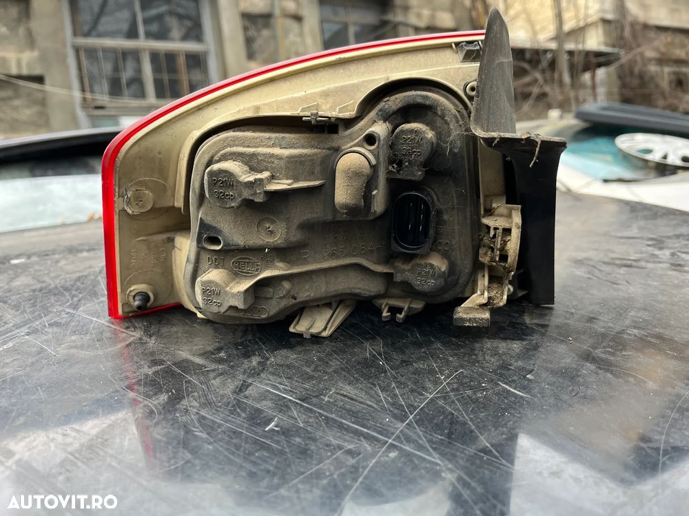 Stop stanga/Stop dreapta spate aripa Audi A4 B7 sedan complet cu soclu - 7