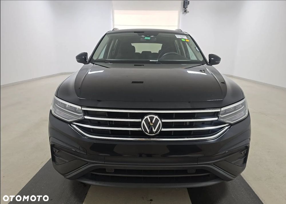 Volkswagen Tiguan - 3
