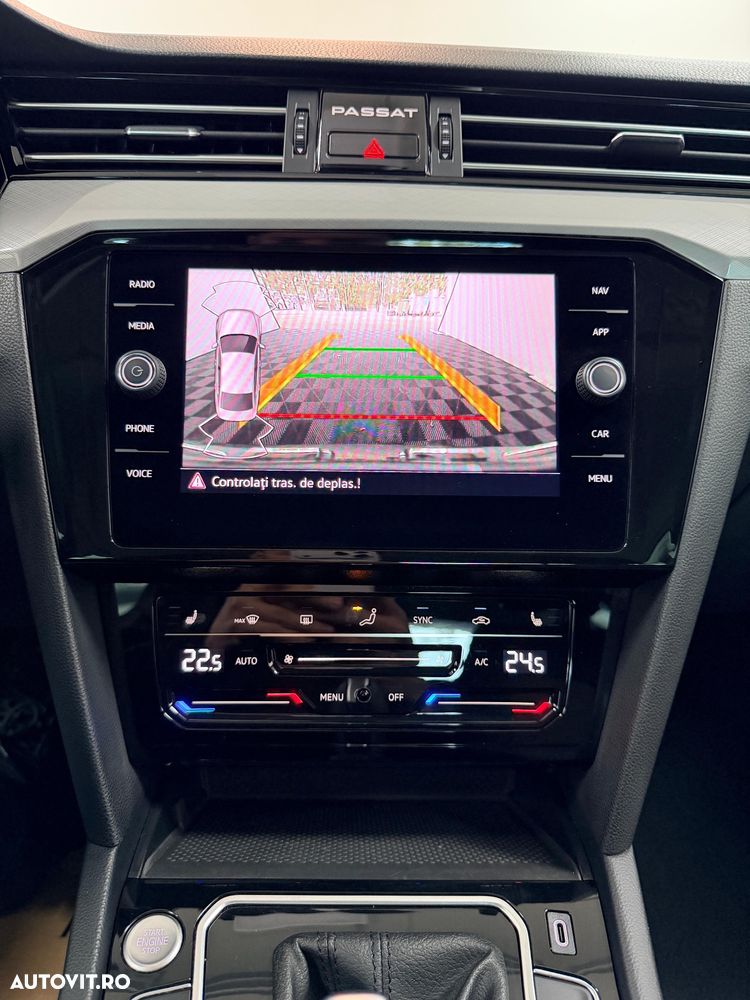 Volkswagen Passat 2.0 TDI DSG Highline - 36