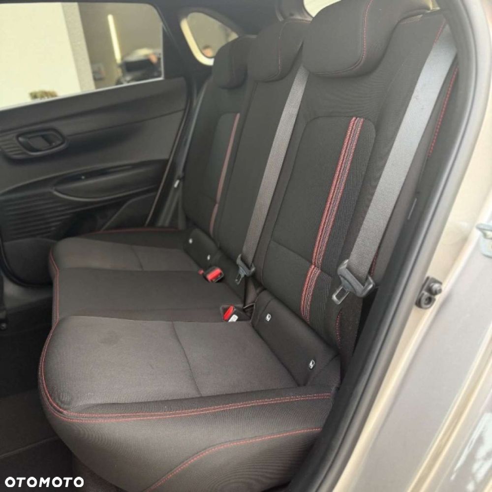 Hyundai i20 - 21