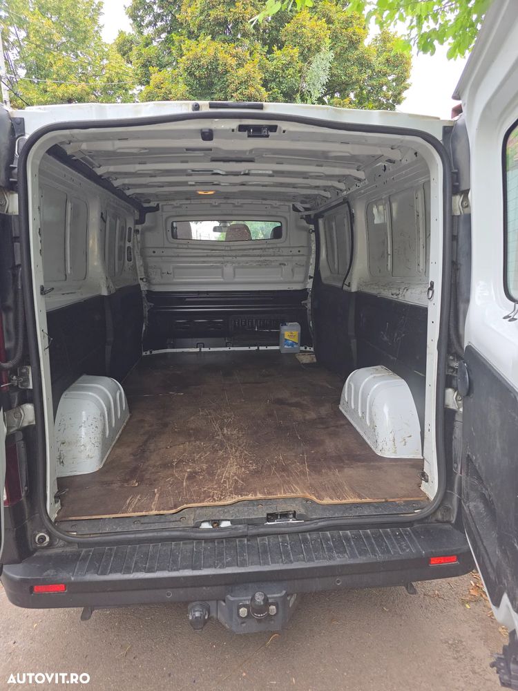 Nissan NV300 - 4