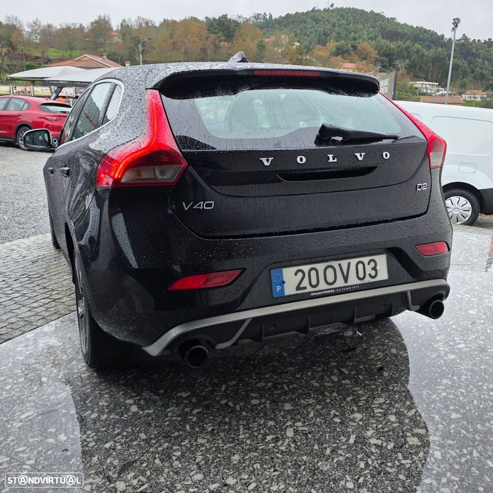 Volvo V40 1.6 D2 R-Design - 6
