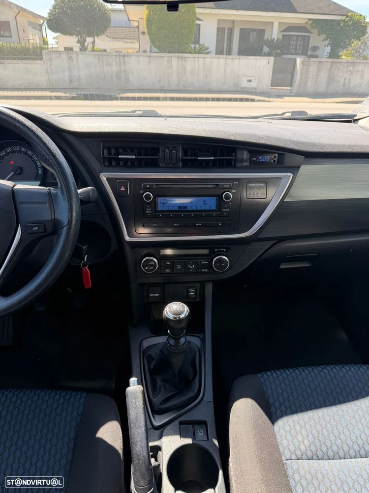 Toyota Auris 1.4 D-4D ACtive+AC - 13