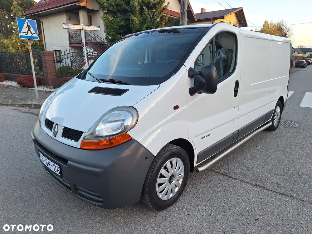 Renault Trafic - 2