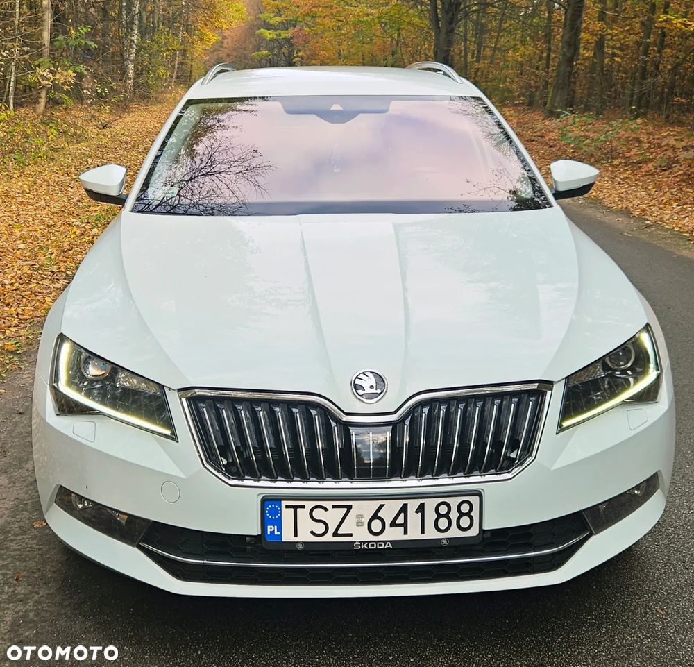 Skoda Superb 2.0 TDI Active DSG - 10