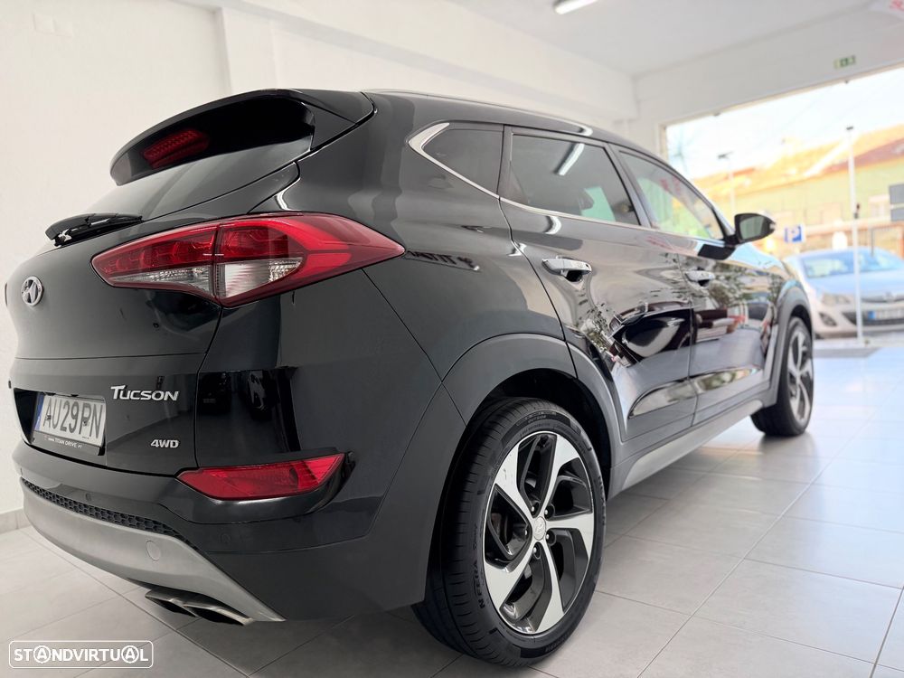Hyundai Tucson 2.0 CRDi 4WD Auto Premium - 10