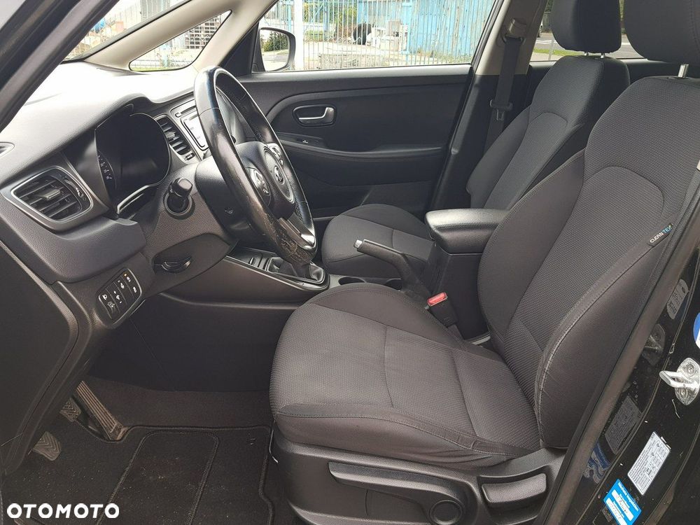 Kia Carens 1.7 CRDi Vision - 9