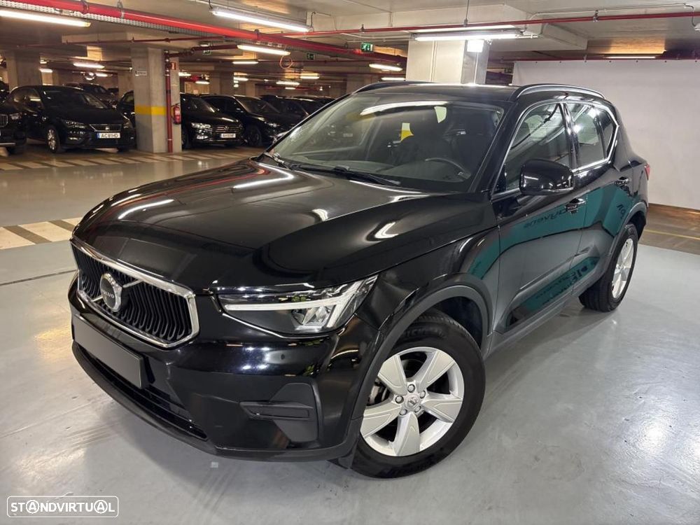 Volvo XC 40 1.5 T2 Momentum Core - 2