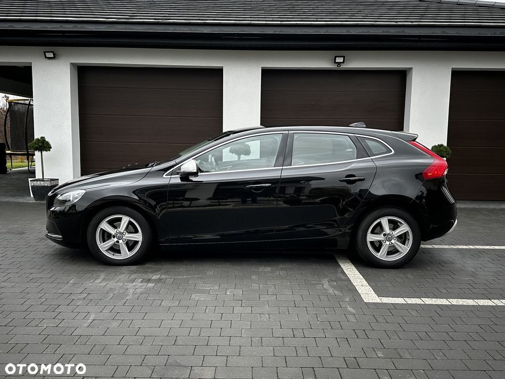 Volvo V40 D2 Drive-E Momentum - 3