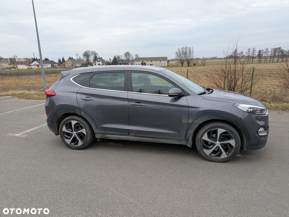 Hyundai Tucson 1.7 CRDI BlueDrive Comfort 2WD DCT - 2