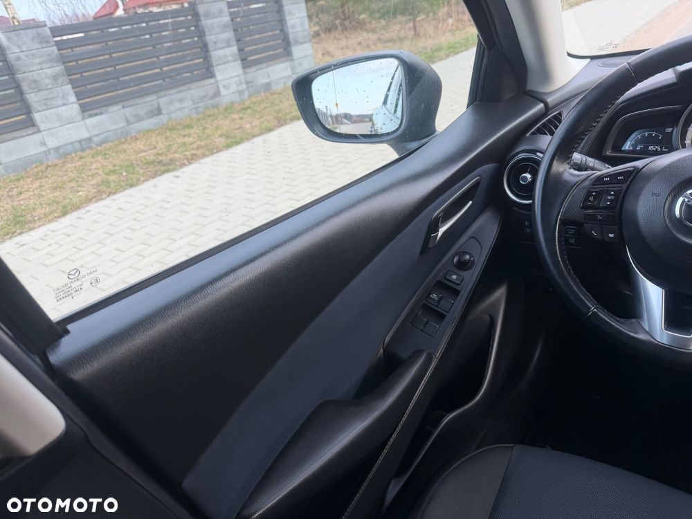 Mazda 2 SKYACTIV-D 105 Sports-Line - 23