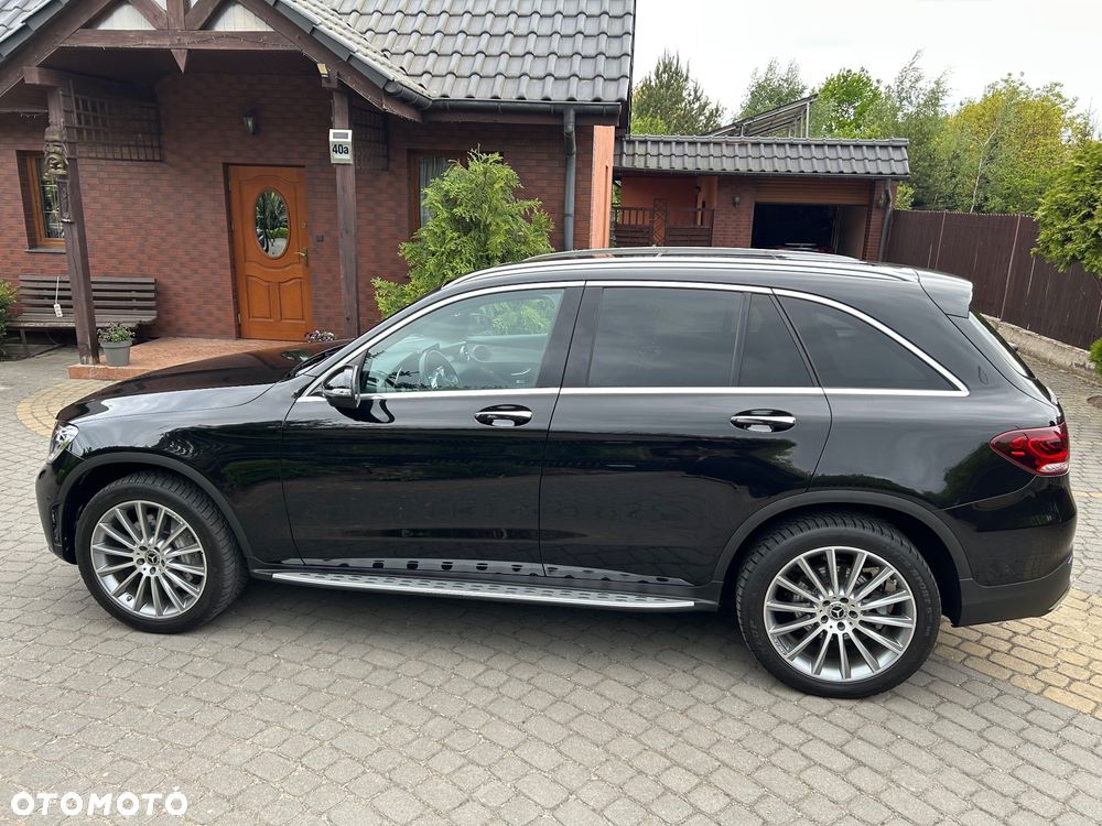 Mercedes-Benz GLC 300 de 4Matic 9G-TRONIC AMG Line Plus - 18
