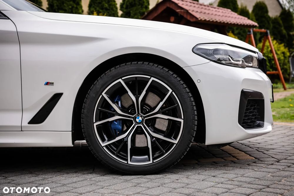 BMW Seria 5 530e M Sport sport - 17