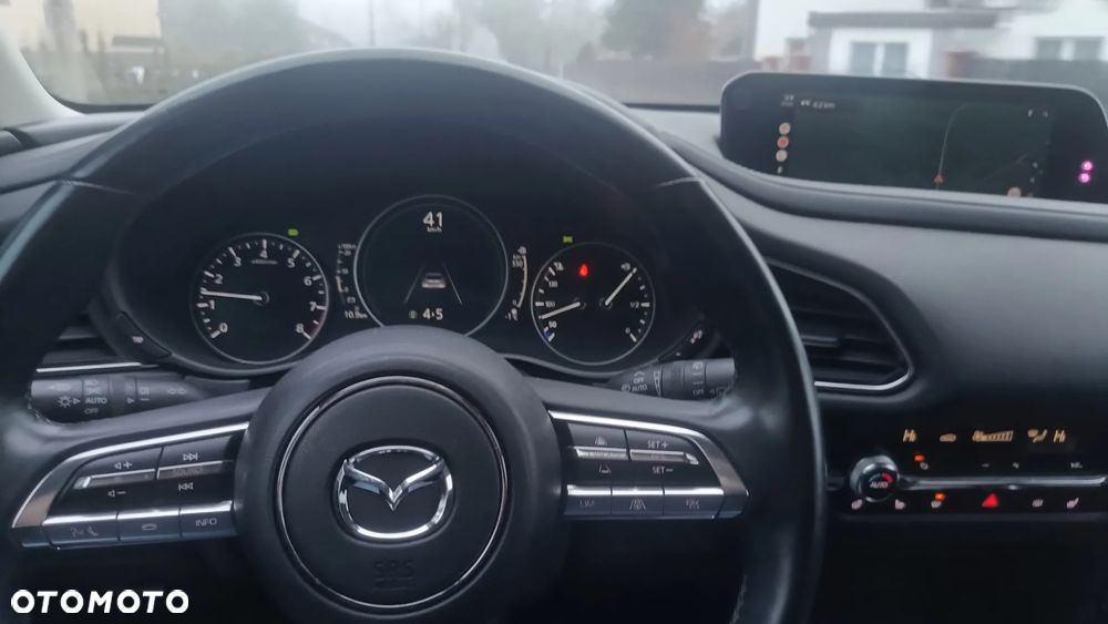 Mazda CX-30 2.0 mHEV Hikari 2WD - 17